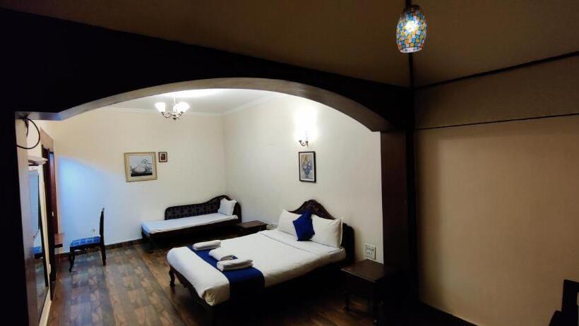 디럭스 룸, Sapphire Luxury Suite Ooty