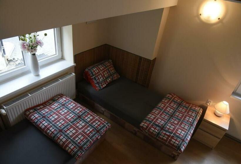 Номер Стандарт, Pension Hejnice