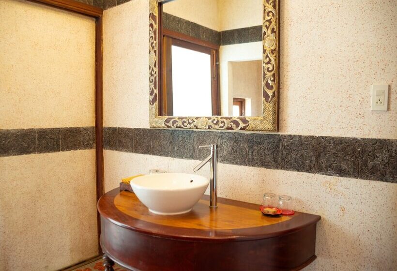 ویلای لوکس 1 خوابه, Full Moon Village Resort