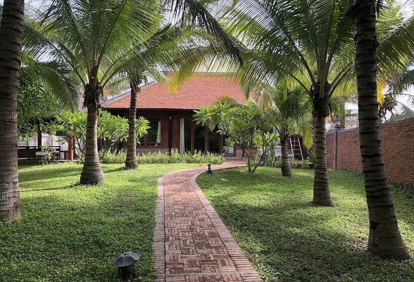 ویلای 2 خوابه, Full Moon Village Resort