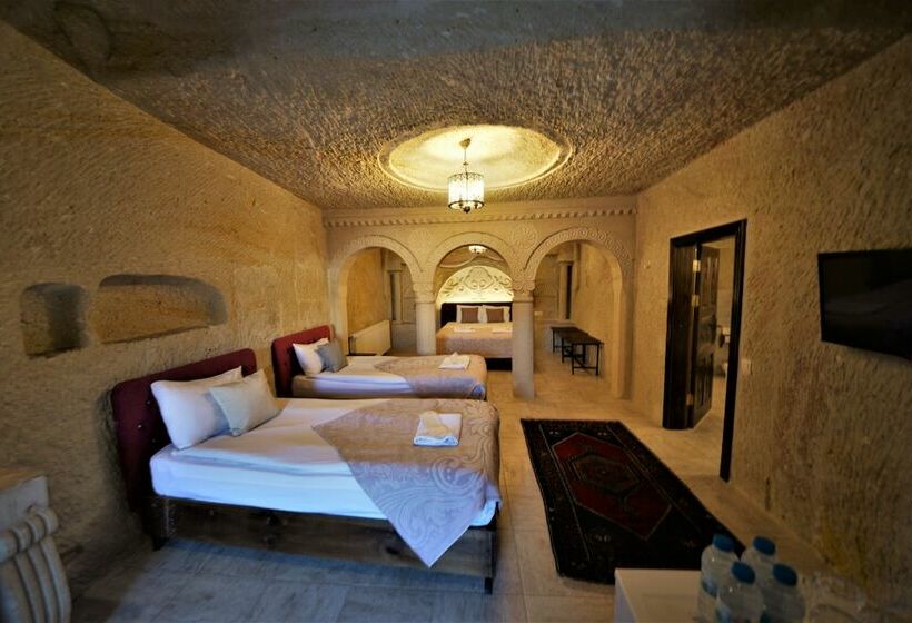 Quarto Familiar, Dedeli Konak Cave