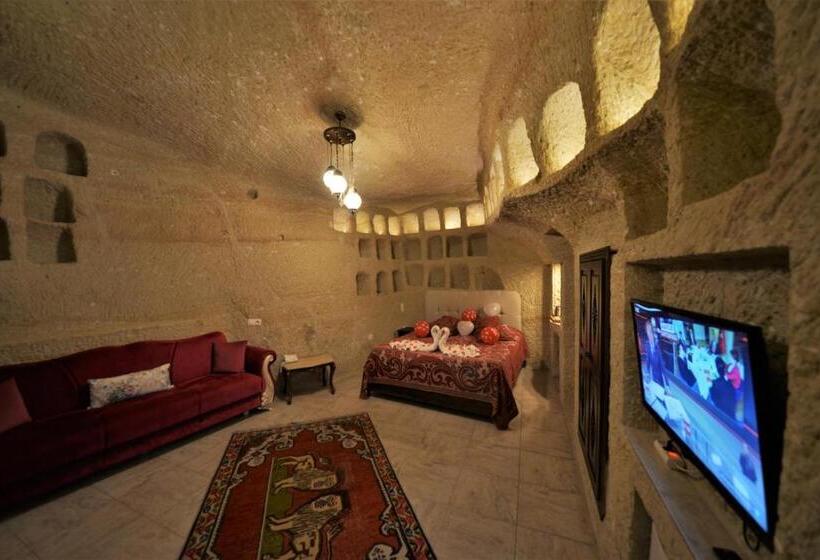 Quarto Estandar Individual, Dedeli Konak Cave