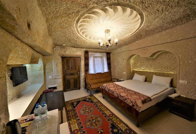 Quarto Familiar, Dedeli Konak Cave