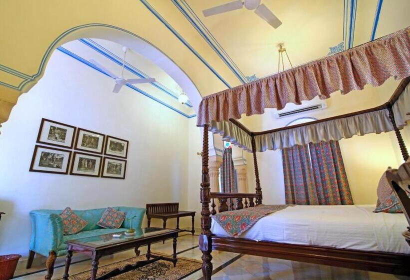 디럭스 트리플 룸, Nahargarh Ranthambhore
