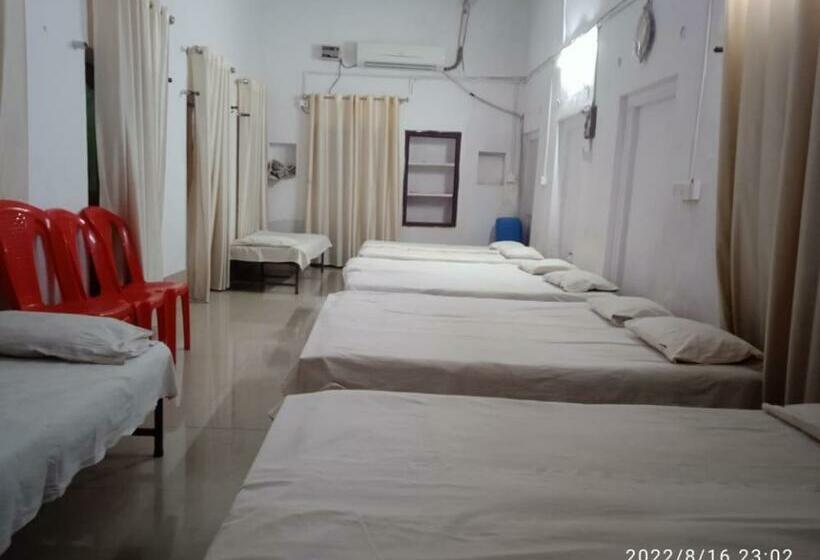 Bed in Shared Room, Shri Swami Sheetal Das Akhada B1 88 Assi , Near Pushkar Talab,varanasi, Ashram Dharmshala