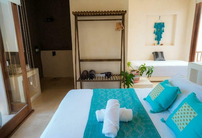 سوئیت با تخت بزرگ, Tikul Hotel Boutique
