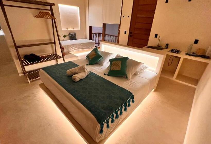 سوئیت با تخت بزرگ, Tikul Hotel Boutique
