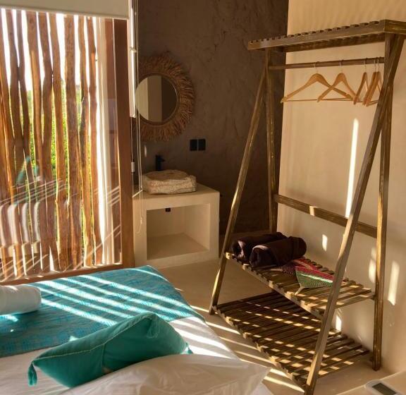 سوئیت با تخت بزرگ, Tikul Hotel Boutique