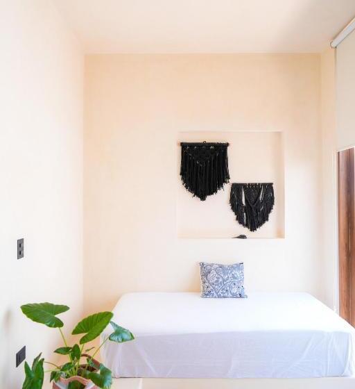 Deluxe Suite King Bed, Tikul Hotel Boutique