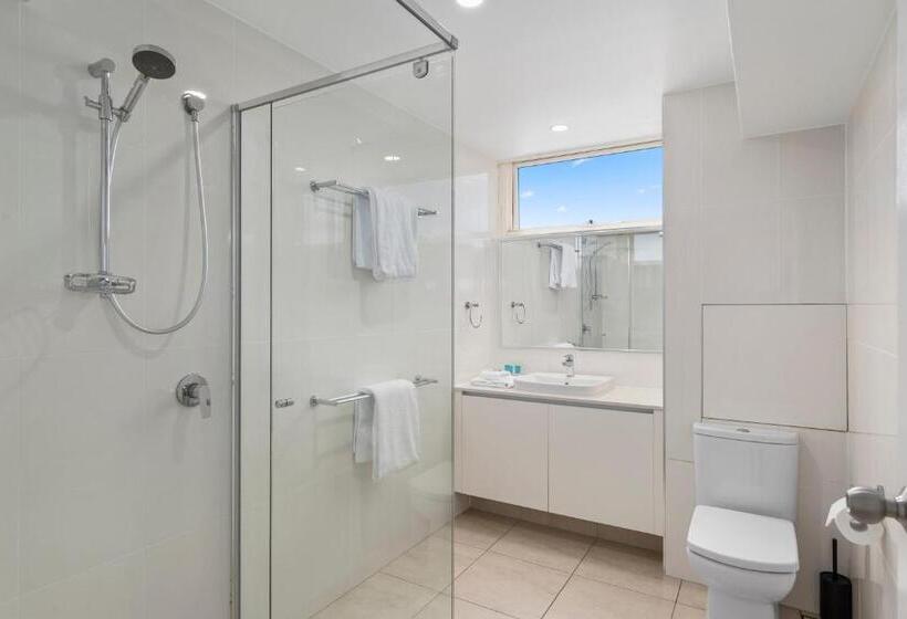 Апартаменты Deluxe 2 Спальни Вид на Море, 84 The Spit Holiday Apartments