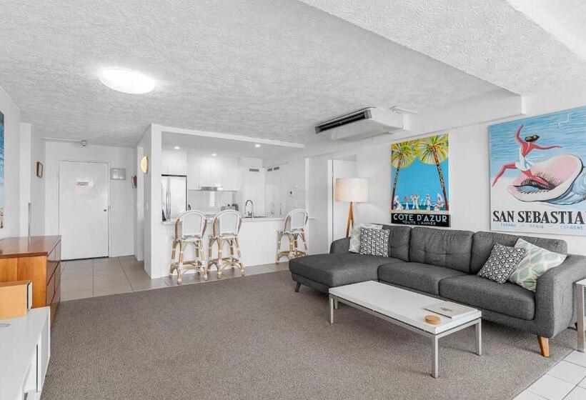 Superior 2-bedroom flat with a view, 84 The Spit Holiday Apartments