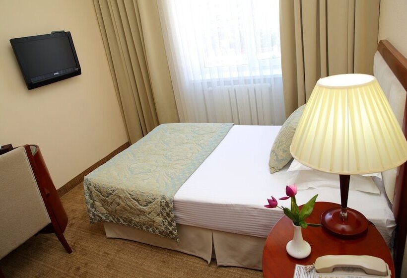 اتاق استاندارد یک نفره, Park Hotel Bishkek