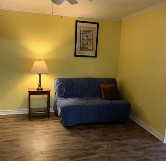 带1个卧室的公寓, Lakelawn B&b Motel