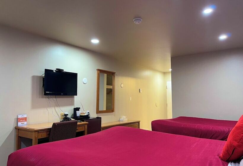 Номер Стандарт 2 Двуспальные Кровати, Thriftlodge By Wyndham Moncton