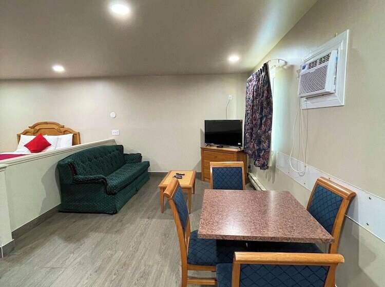 اتاق استاندارد با 2 تخت دوبل, Thriftlodge By Wyndham Moncton