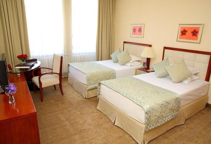 اتاق استاندارد, Park Hotel Bishkek