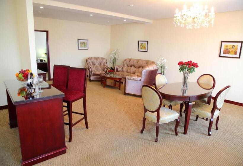 آپارتمان 2 خوابه, Park Hotel Bishkek