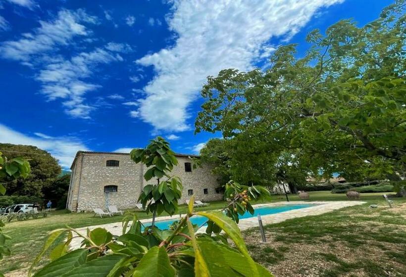 침실 1개 주택, Exclusive Pool Open All Year Spoleto Biofarm Slps 8 Village Shops, Bar1 Km 2