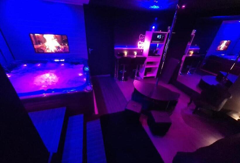 Номер Deluxe, Loveroom Sexyloveroom