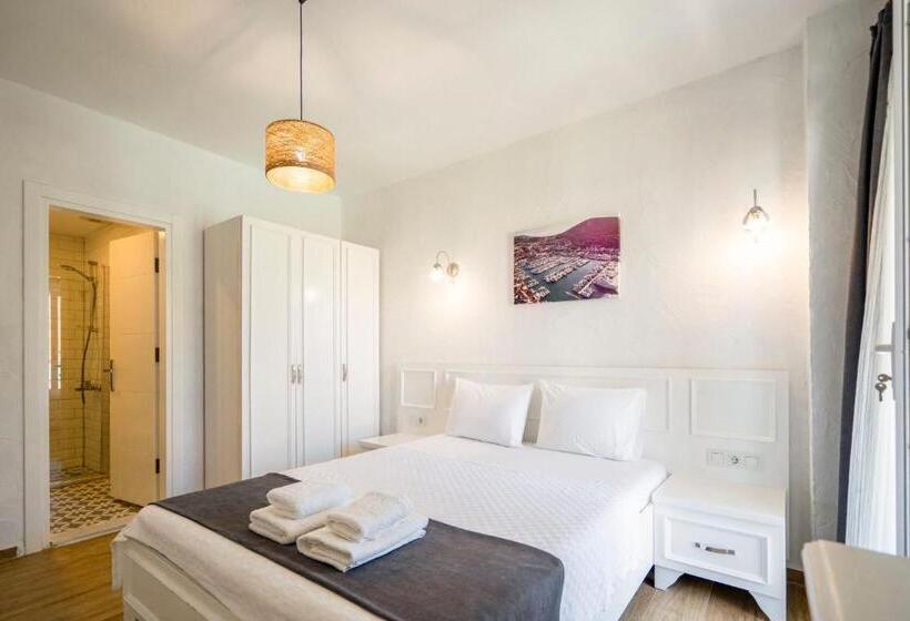 Трехместный Номер Deluxe, Londi̇a Otel