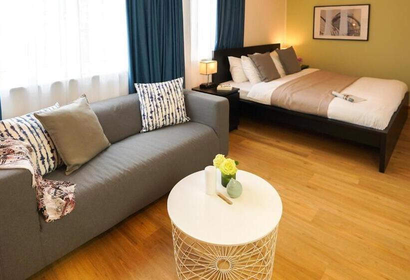 스탠다드 스튜디오, Citadines South Vienna