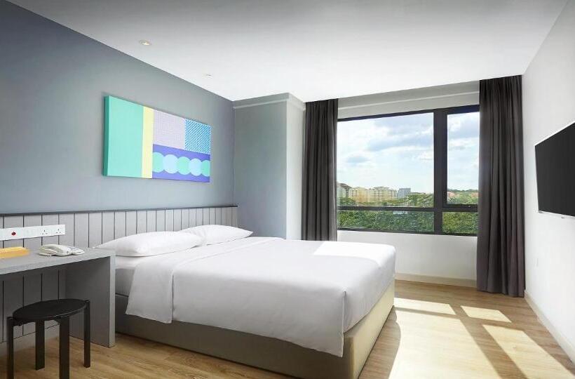 استودیوی استاندارد با تخت دو نفره بزرگ, Komune Living & Wellness In The Park