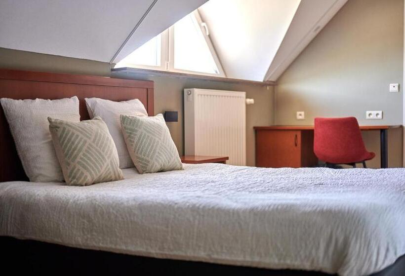 Четырехместный Номер Стандарт, B&b Abdeshof