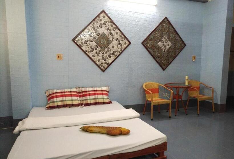 اتاق استاندارد با تخت بزرگ, Bụi Hostel   Bến Tàu Rạch Giá