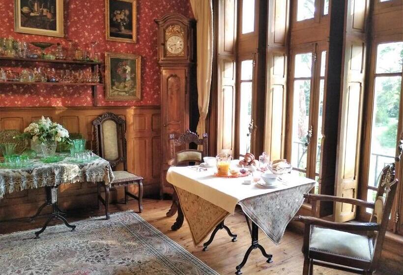 Номер Стандарт, Château De La Vernède, La Grande Vernède