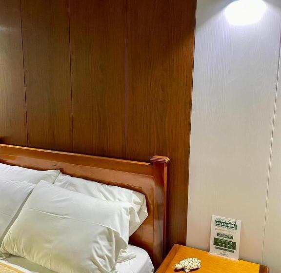 스탠다드 룸 더블 침대 2개, Hostal R. Williams