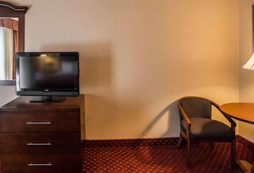 Люкс Кровать Кинг, Comfort Inn Pocono Lakes Region