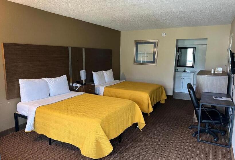 Номер Стандарт, Red Carpet Inn Kinston