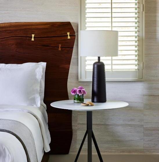 Люкс, Rosewood Sand Hill