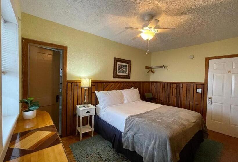 Номер Стандарт, Skyline Village Inn
