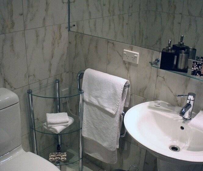 غرفة قياسية, The Classic Villa