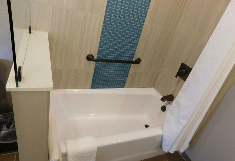 Quarto Estandar Cama King, Wave Street Inn