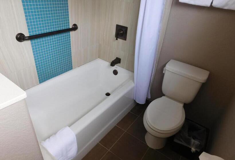 Quarto Estandar Cama King, Wave Street Inn