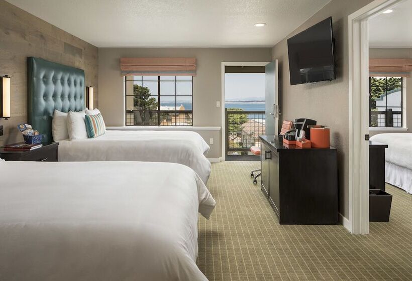 Suíte Familiar, Wave Street Inn