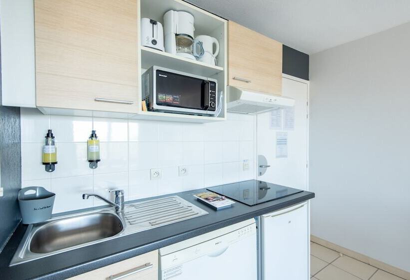 Апартаменты 3 Спальни, Comfort Aparthotel Frejus La Tour De Mare