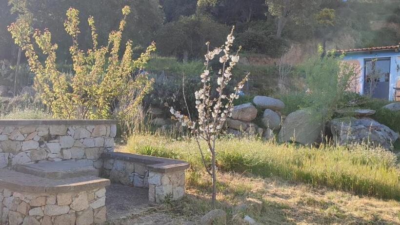 带2个卧室的公寓, Il Nuraghe