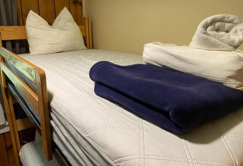 Номер Стандарт, Hi Martha S Vineyard   Hostel