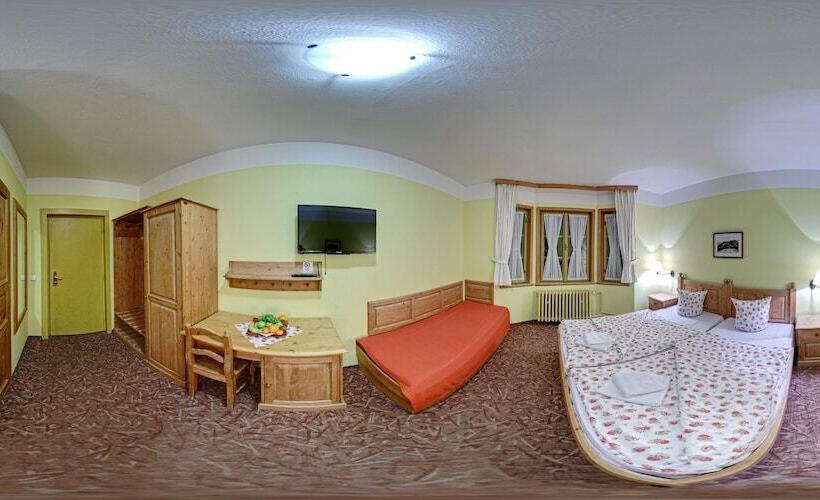 اتاق استاندارد سه نفره, Alpský
