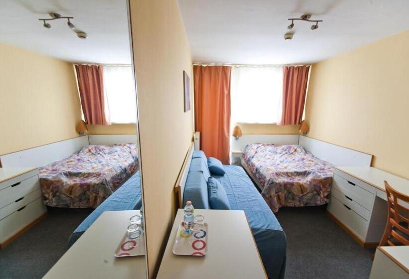 Номер Стандарт Индивидуальный, Hostel Malinowski City