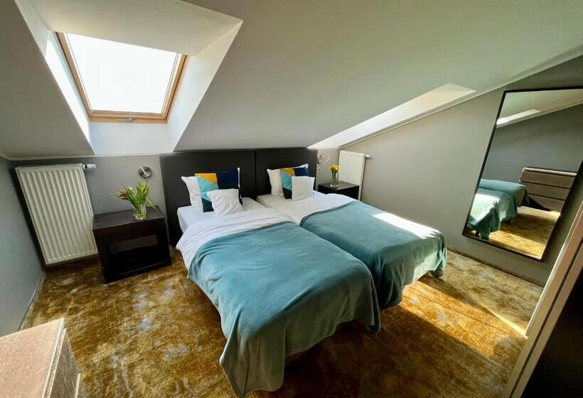 Apartamento 2 Dormitórios, Malta Premium