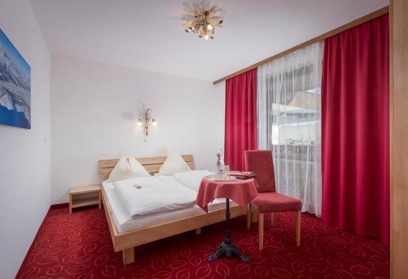 기본룸, Familienhotel Central