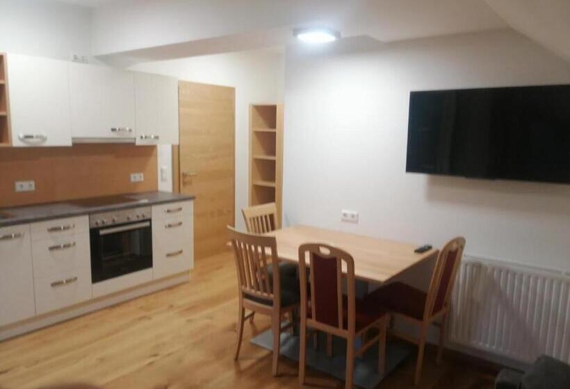 Апартаменты 1 Спальня с Балконом, Ferienhof Gindl Und Gästehaus Gindl