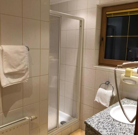 Семейный Номер, Landhotel Strasserwirt