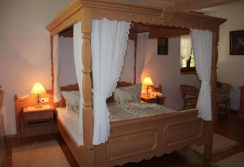 Romantic Room, Wasserstelz Historisches Genusshotel & Restaurant Am Rhein