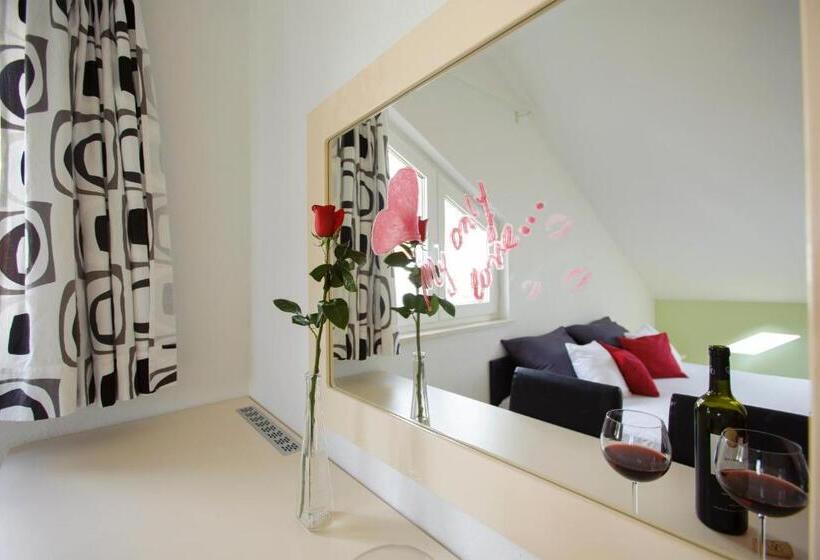 Номер Стандарт, Room In Bb   Delightfull Room For 2