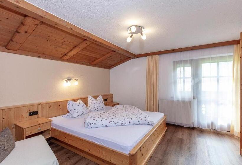 Апартаменты 2 Спальни с Балконом, Hauseggerhof